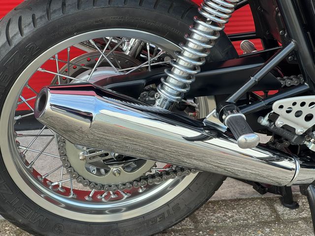 triumph - thruxton-900