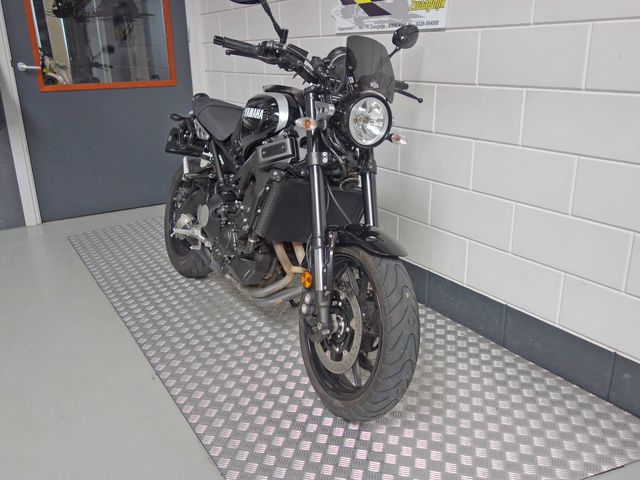 yamaha - xsr-900
