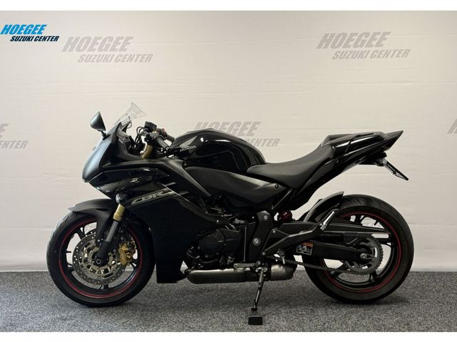 honda - cbr-600-f