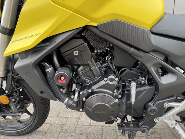 honda - cb-750-hornet