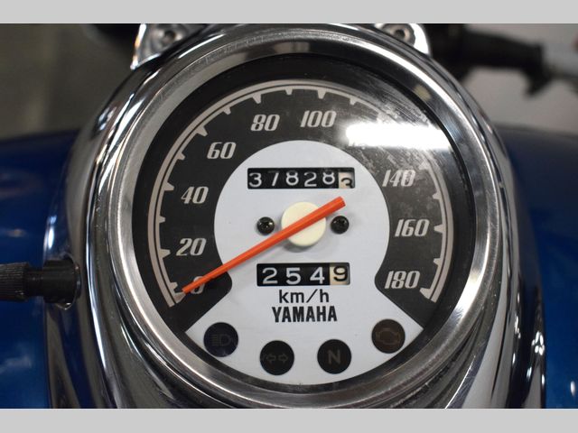 yamaha - xvs-650-dragstar