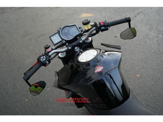 ktm - 1290-super-duke-r