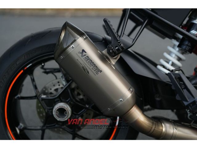 ktm - 1290-super-duke-r