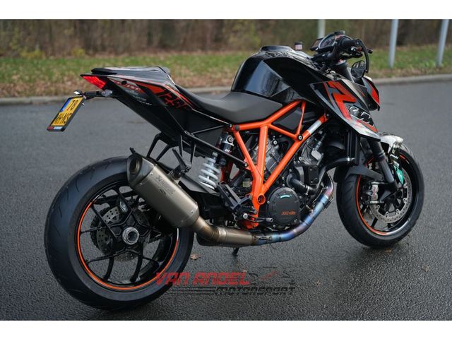 ktm - 1290-super-duke-r