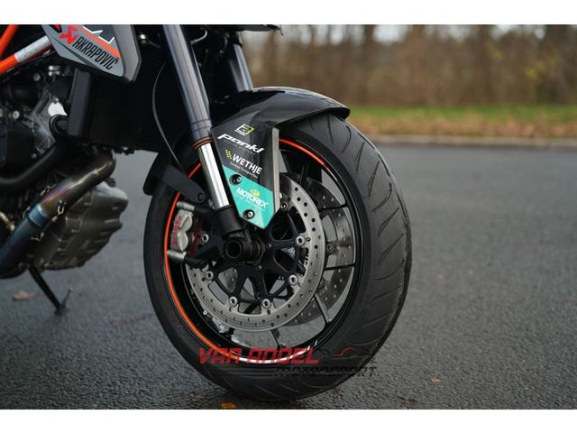 ktm - 1290-super-duke-r