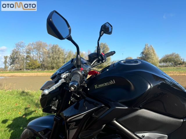 kawasaki - z900