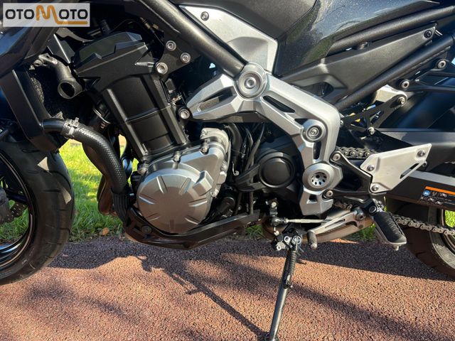 kawasaki - z900