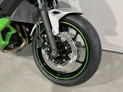 KAWASAKI Z 7 HYBRID – foto 3