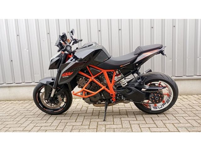ktm - 1290-super-duke-r