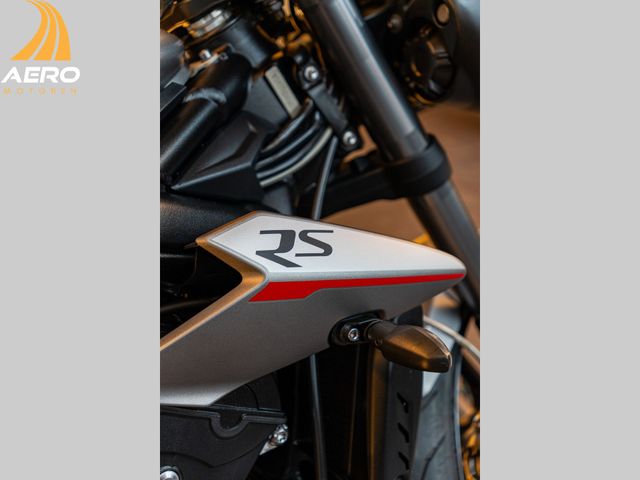 triumph - street-triple-rs