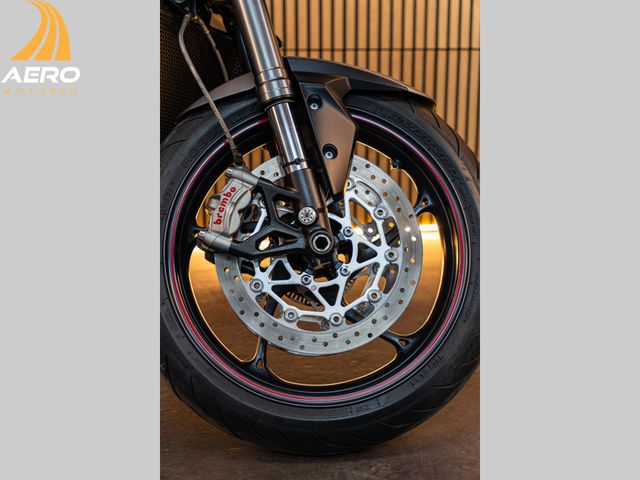 triumph - street-triple-rs