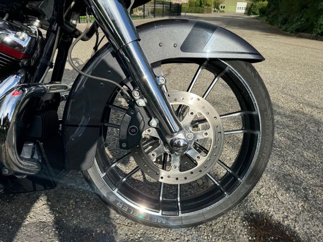 harley-davidson - cvo-road-glide