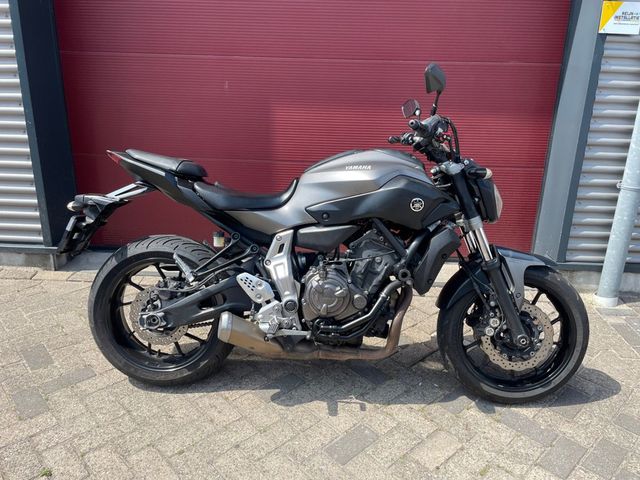 yamaha - mt-07-abs