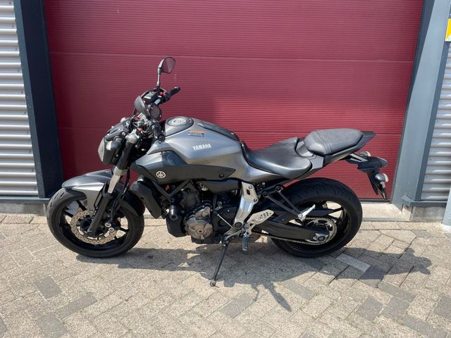 yamaha - mt-07-abs