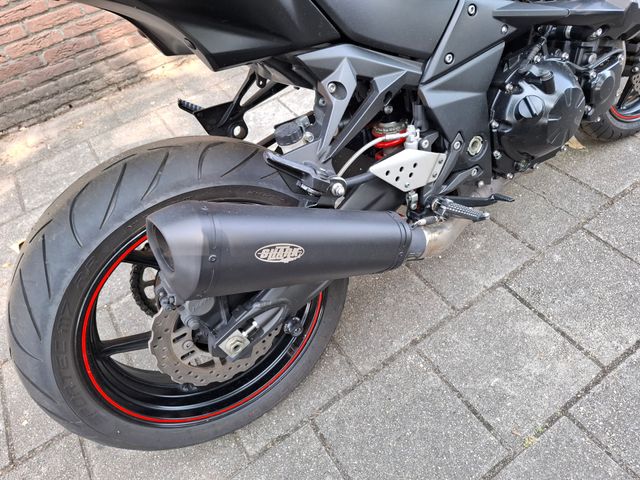 kawasaki - z-750-r