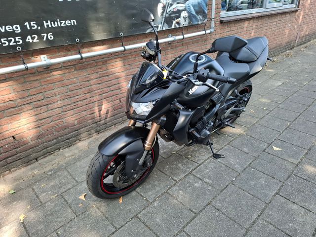 kawasaki - z-750-r