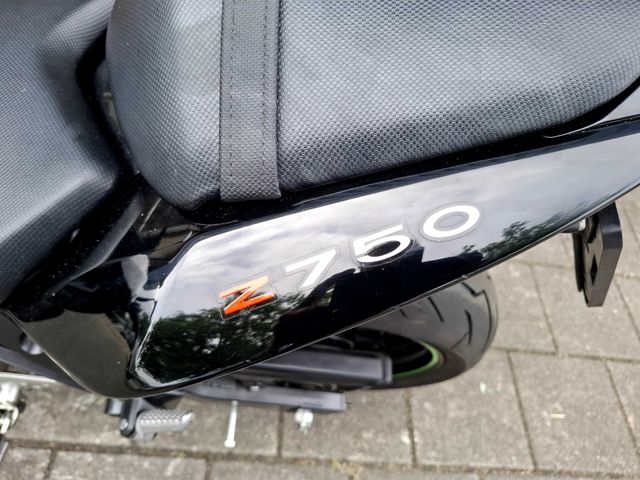 kawasaki - z-750