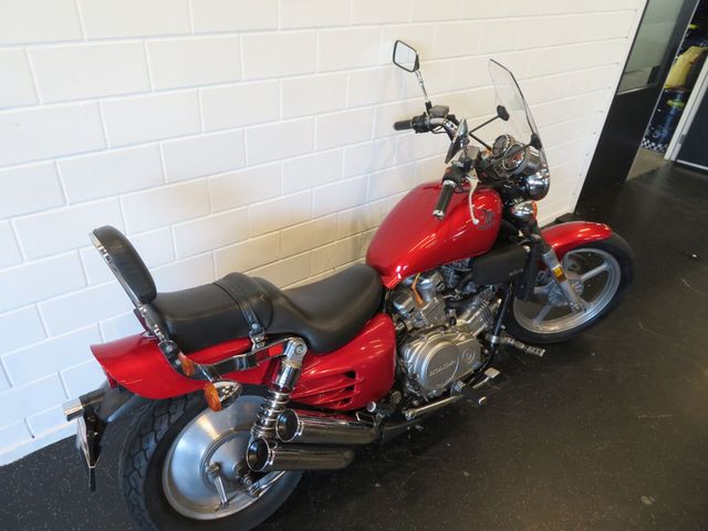 honda - vf-700-c-supermagna