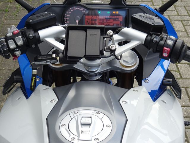 bmw - r-1200-rs
