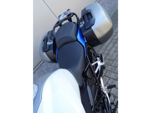 bmw - r-1200-rs