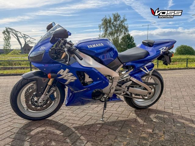 yamaha - yzf-r1