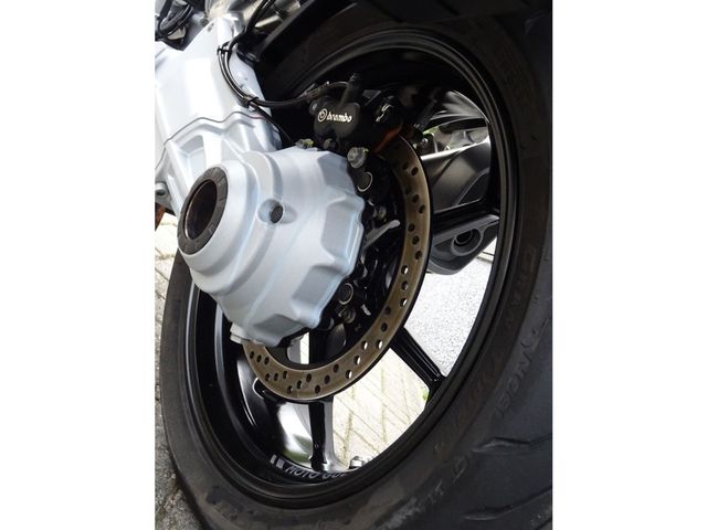 moto-guzzi - v-100-mandello-s