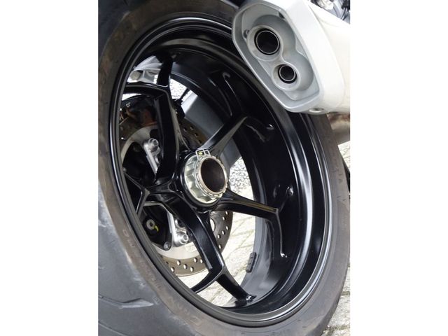 moto-guzzi - v-100-mandello-s