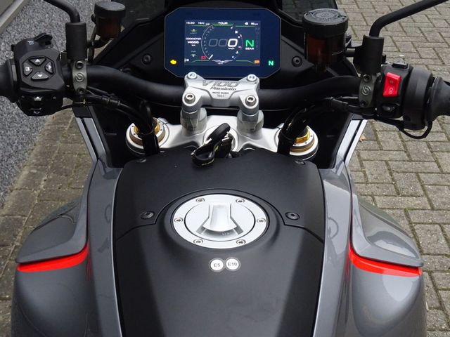 moto-guzzi - v-100-mandello-s