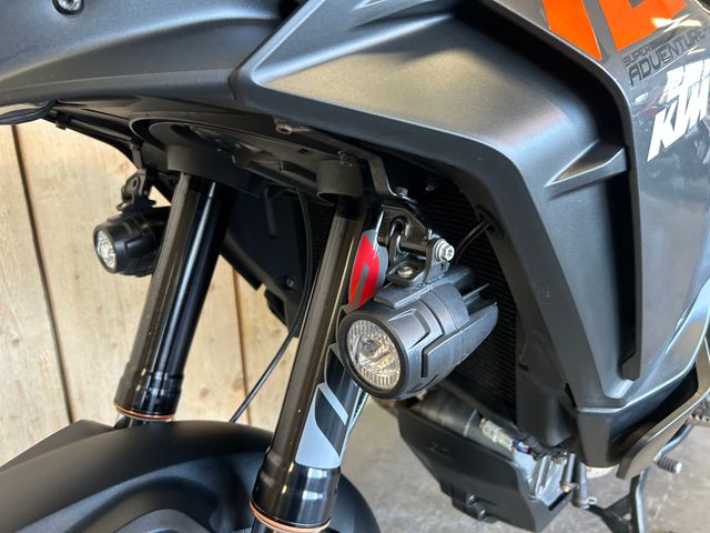 ktm - 1290-super-adventure-s