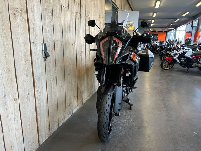ktm - 1290-super-adventure-s