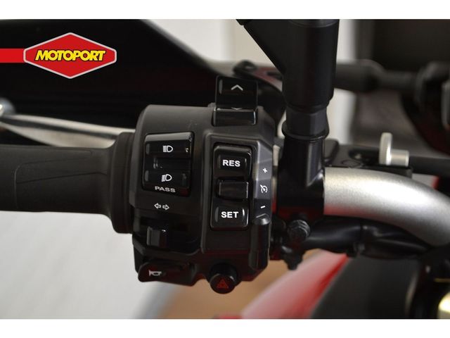 yamaha - tracer-9