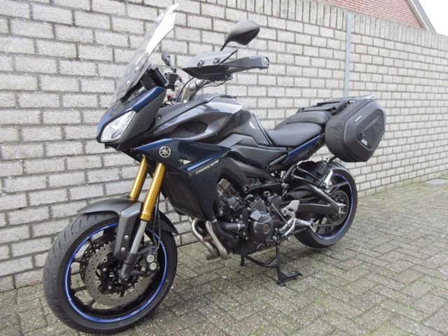 yamaha - tracer-900-abs