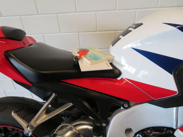 honda - cbr-1000-rr-fireblade-sp