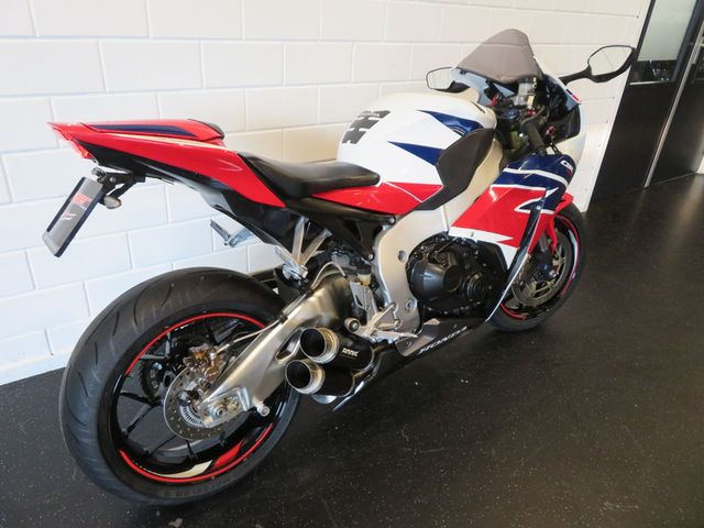 honda - cbr-1000-rr-fireblade-sp