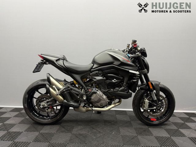 ducati - monster--