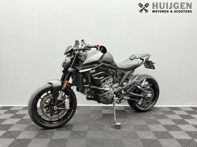 ducati - monster--