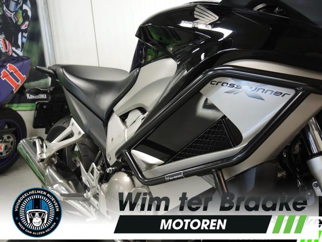 honda - vfr-800-x-crossrunner