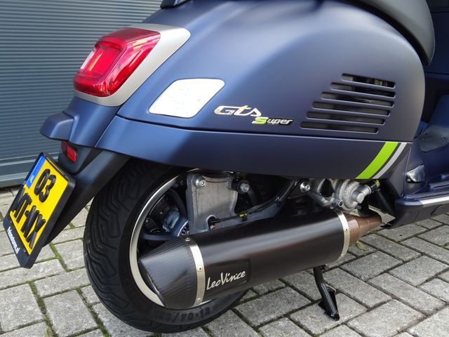 vespa - gts-super-tech-300