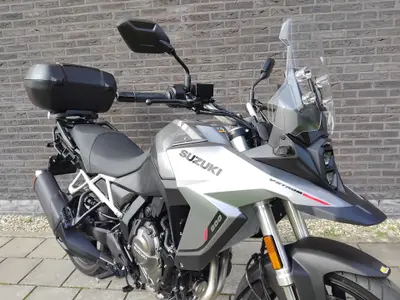 SUZUKI V-STROM 800 – foto 4