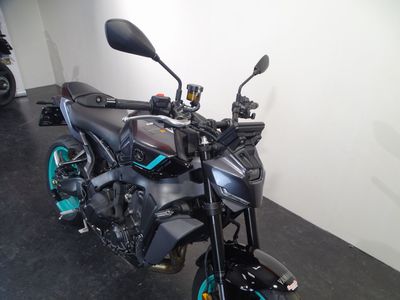 YAMAHA MT 09 Y-AMT – foto 2