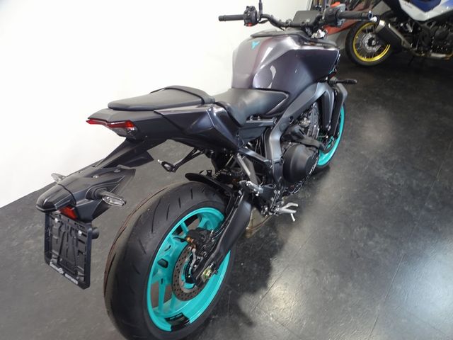 yamaha - mt-09-y-amt