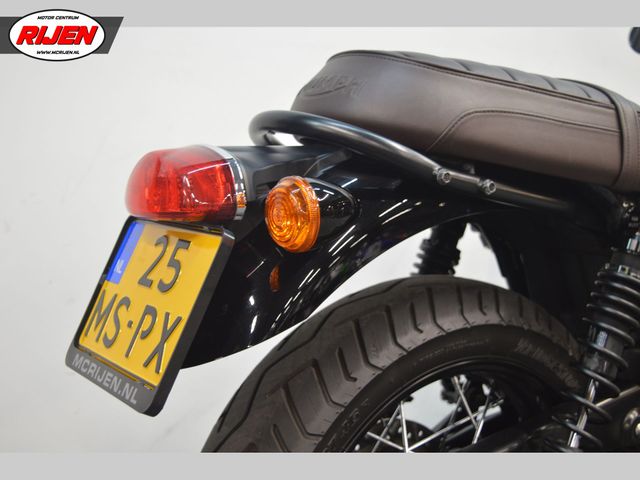 triumph - bonneville-t-120-black