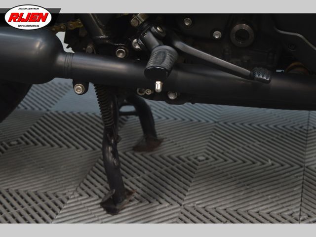 triumph - bonneville-t-120-black
