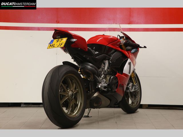 ducati - panigale-v4-s