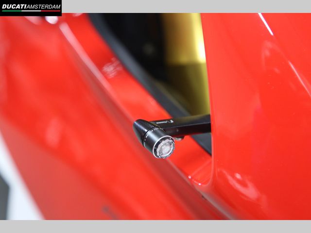 ducati - panigale-v4-s