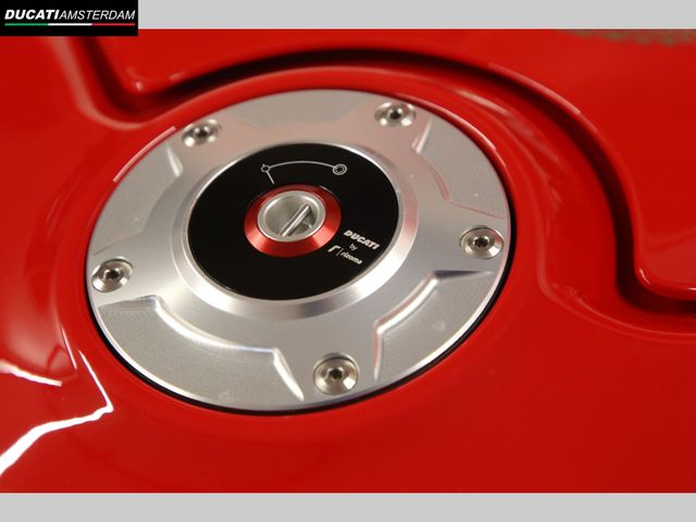 ducati - panigale-v4-s