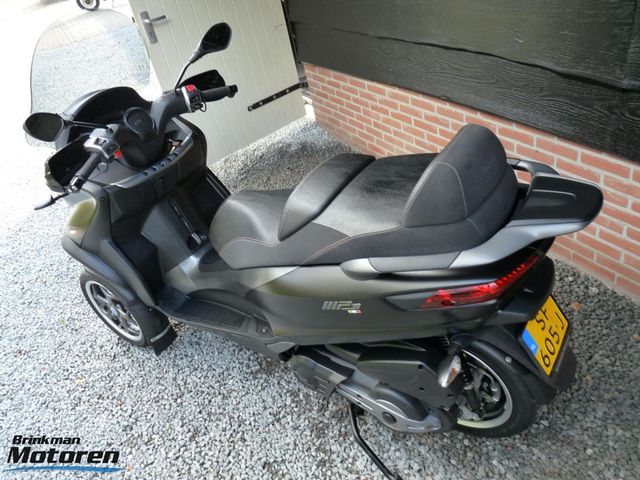 piaggio - mp3-500-lt-sport