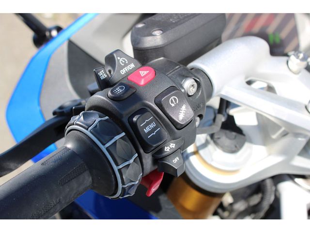 bmw - r-1250-rs