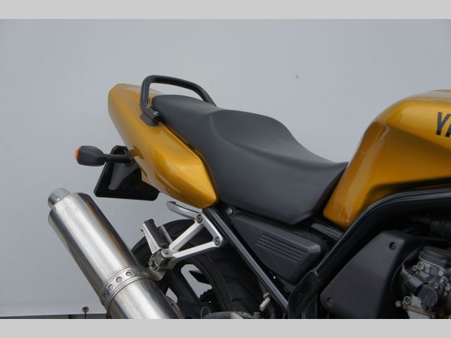 yamaha - fzs-600-fazer