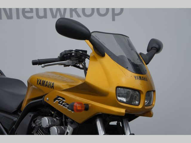 yamaha - fzs-600-fazer